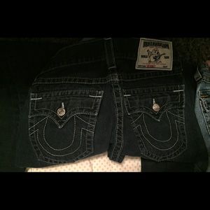 MENS TRUE RELIGION JEANS SIZE 28